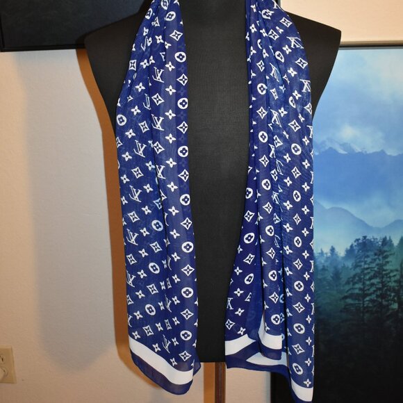 VTG VINTAGE LV RETRO scarf. No tags AT ALL / BUYER DAMAGED ITEM AS IS CONDITION - Picture 2 of 14